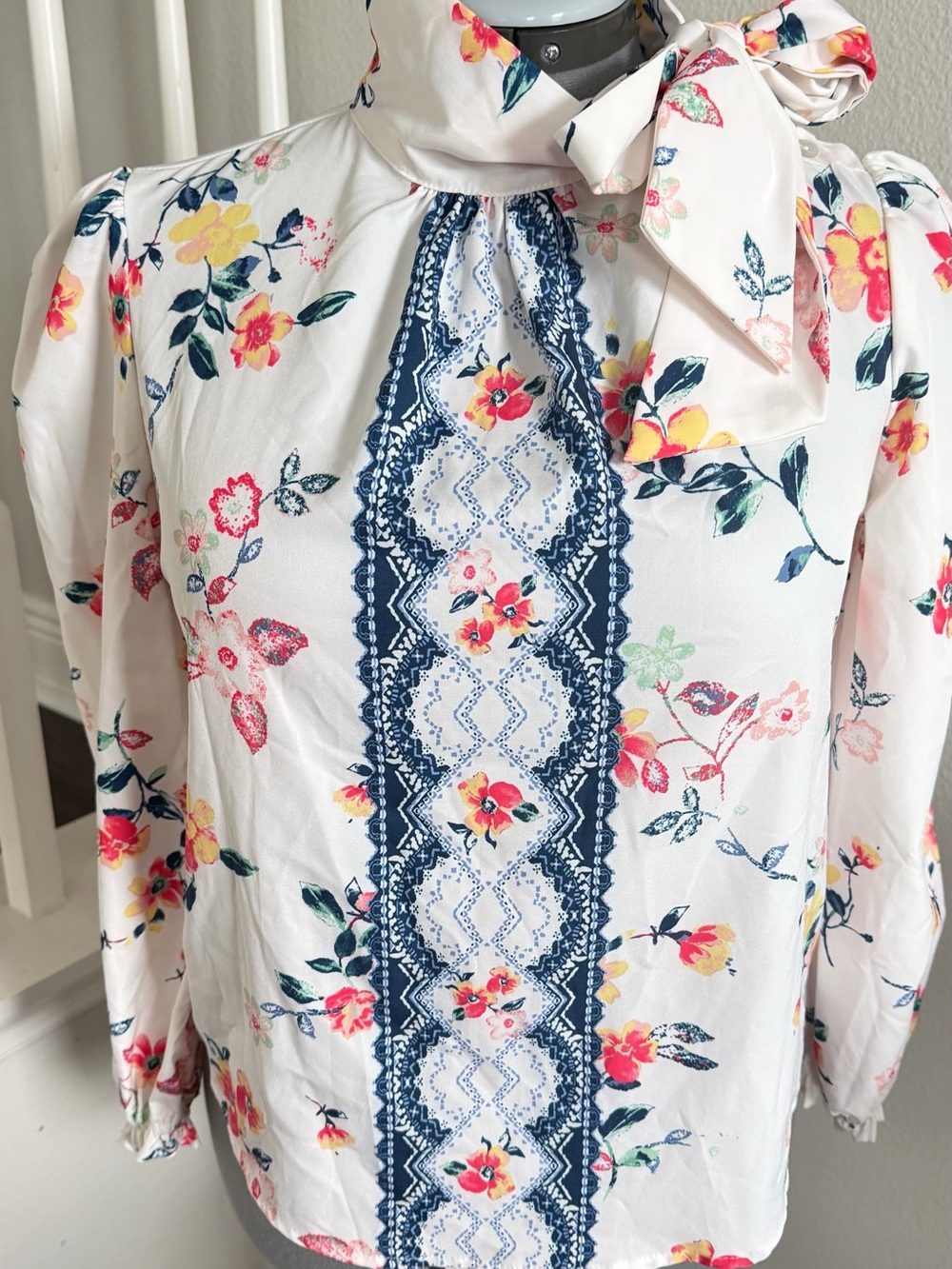 Floral Tie-Neck Blouse with Navy Lace Panel - White